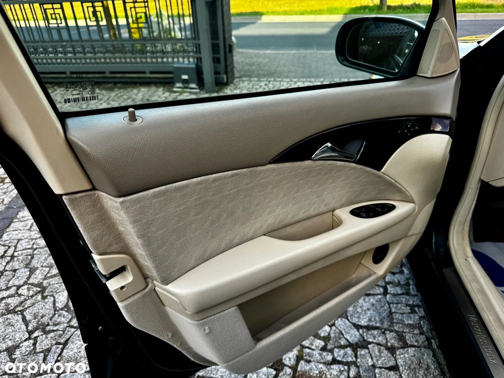 Mercedes-Benz Klasa E 200 CDI Automatik Classic - 25