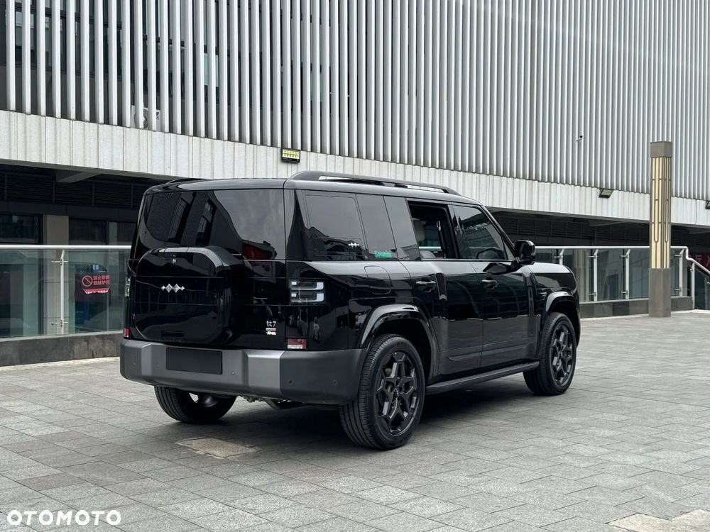 BYD Leopard 7 - 7