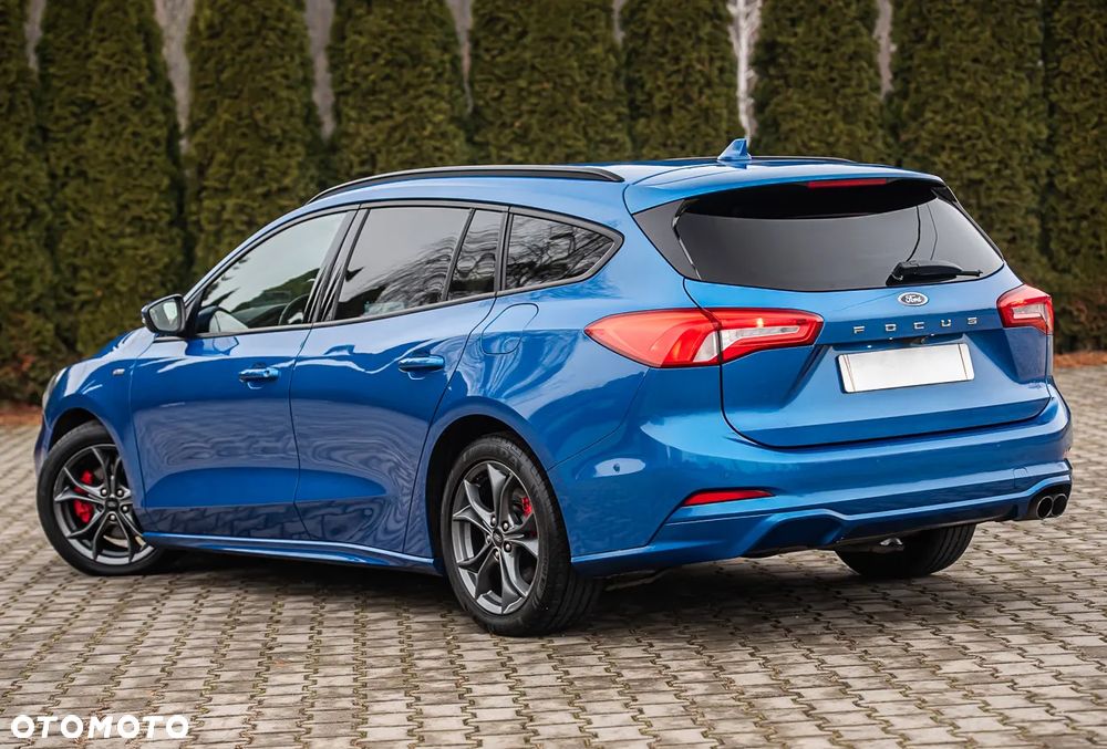 Ford Focus Turnier 2.0 TDCi DPF Start-Stopp-System ST-Line - 9