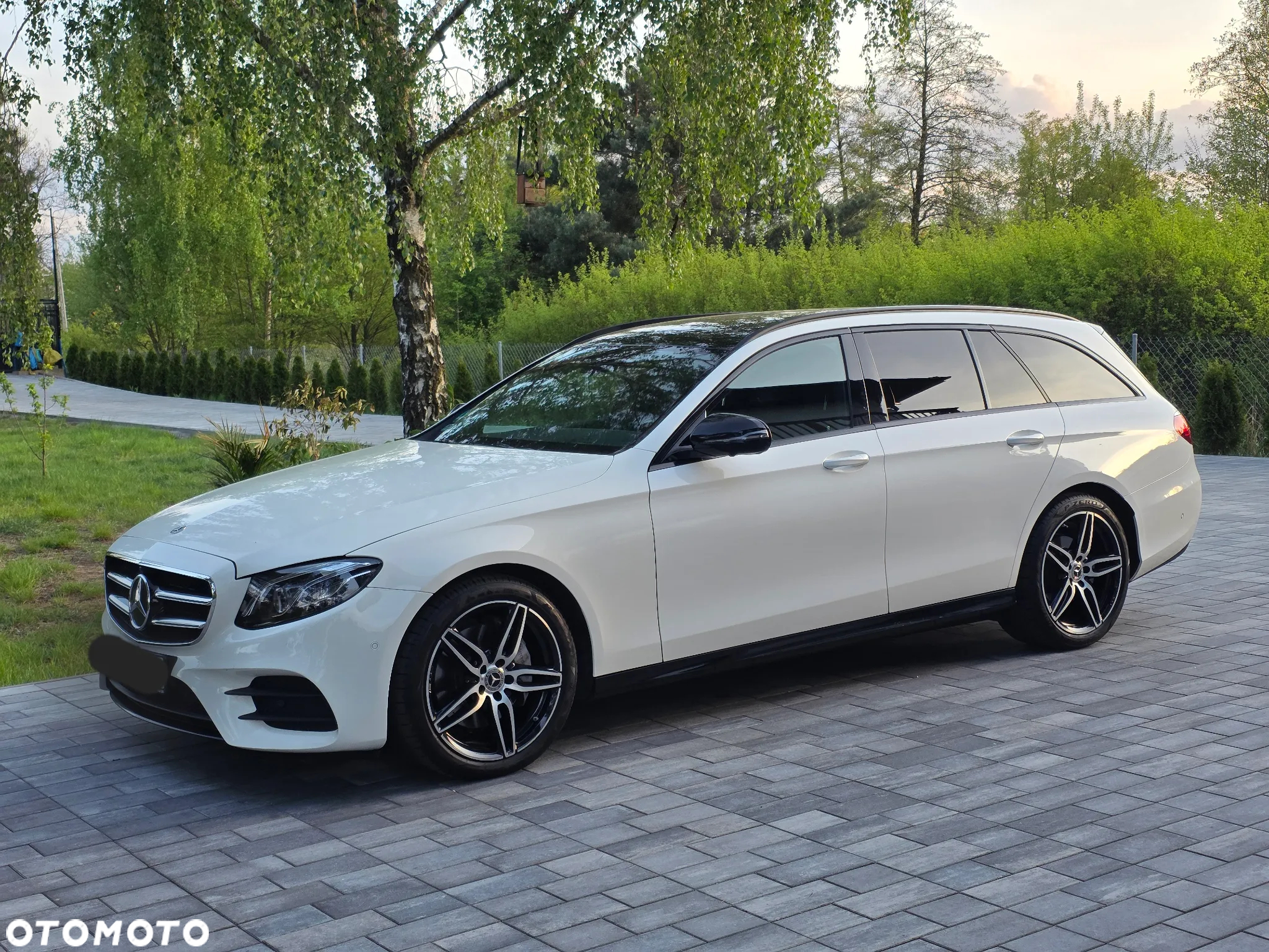 Mercedes-Benz Klasa E 220 d 4-Matic Business Edition 9G-TRONIC - 11