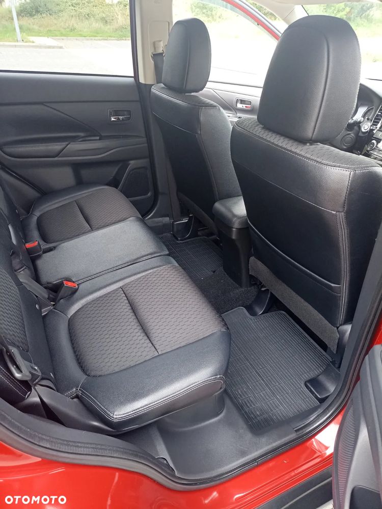 Mitsubishi Outlander 2.2 DI-D 4WD Diamant Edition - 15