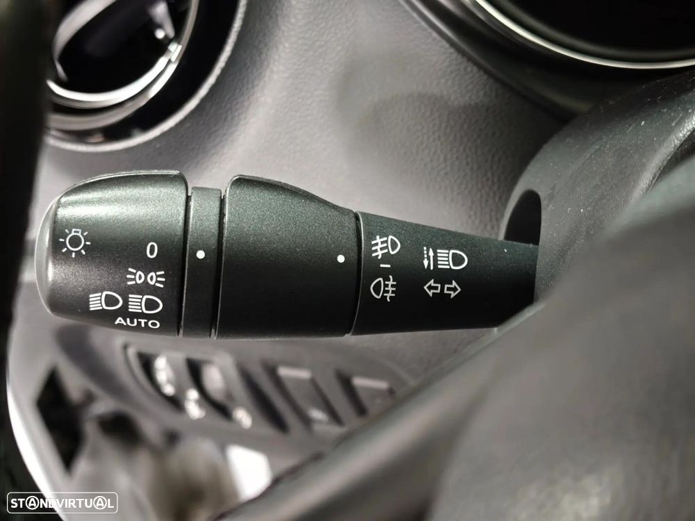 Renault Captur 1.5 dCi - 18