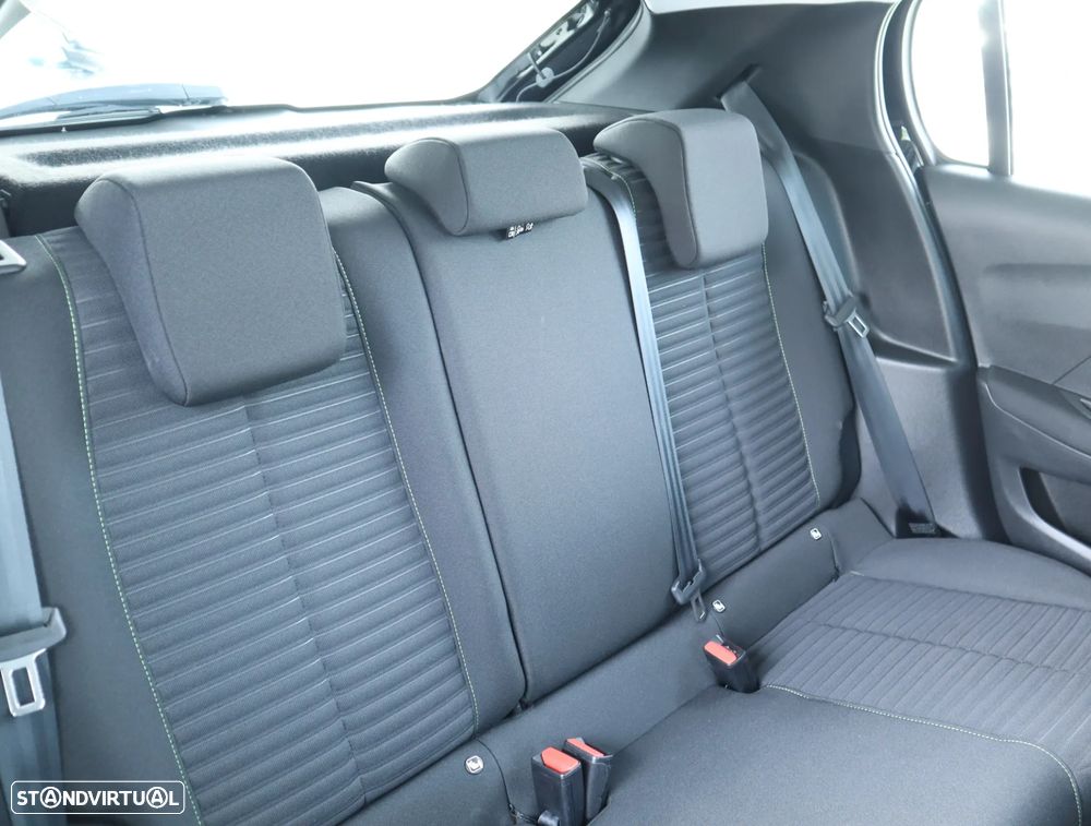 Peugeot 208 1.2 PureTech Active - 21