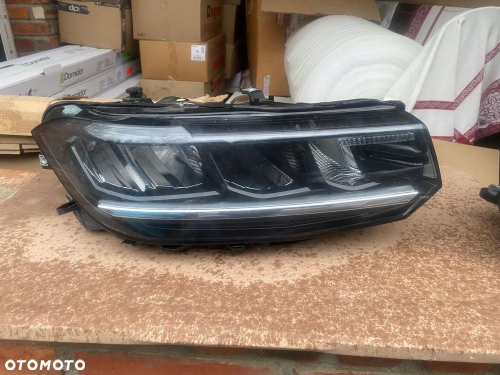 lampa przednia vw t-cross r-line 2024 2gm941006b 2gm941005b komplet - 1