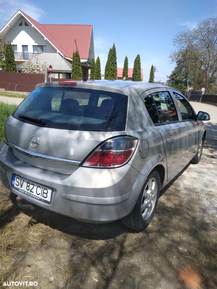 Opel Astra 1.3 CDTI Cosmo - 6