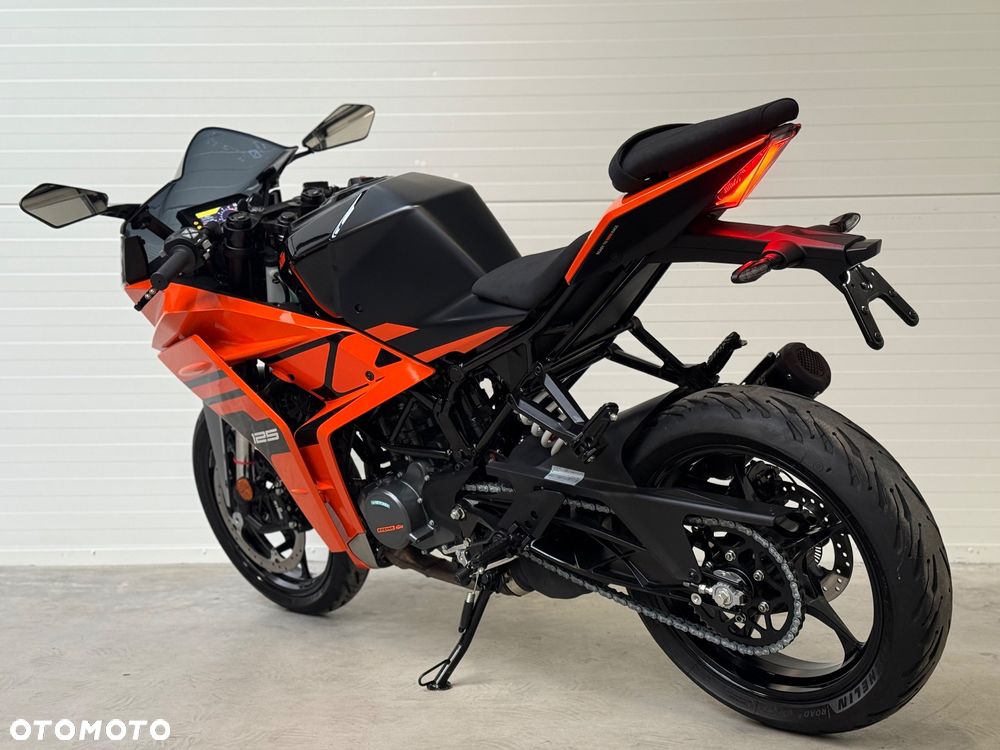 KTM RC 125 - 5
