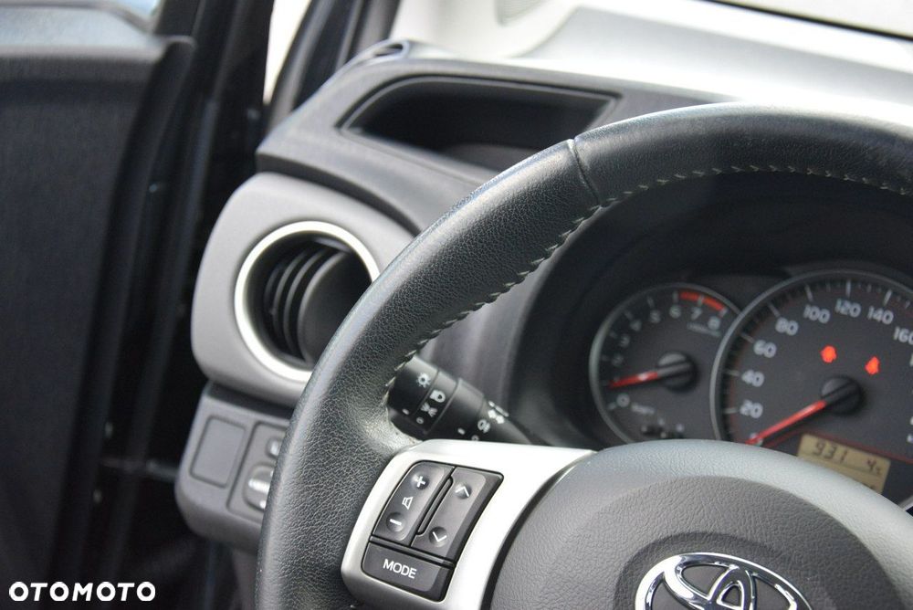 Toyota Yaris 1.33 Prestige - 21
