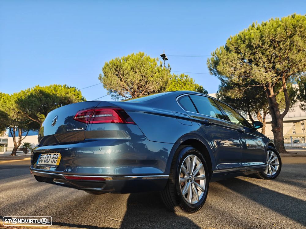 VW Passat 2.0 TDI Highline - 8