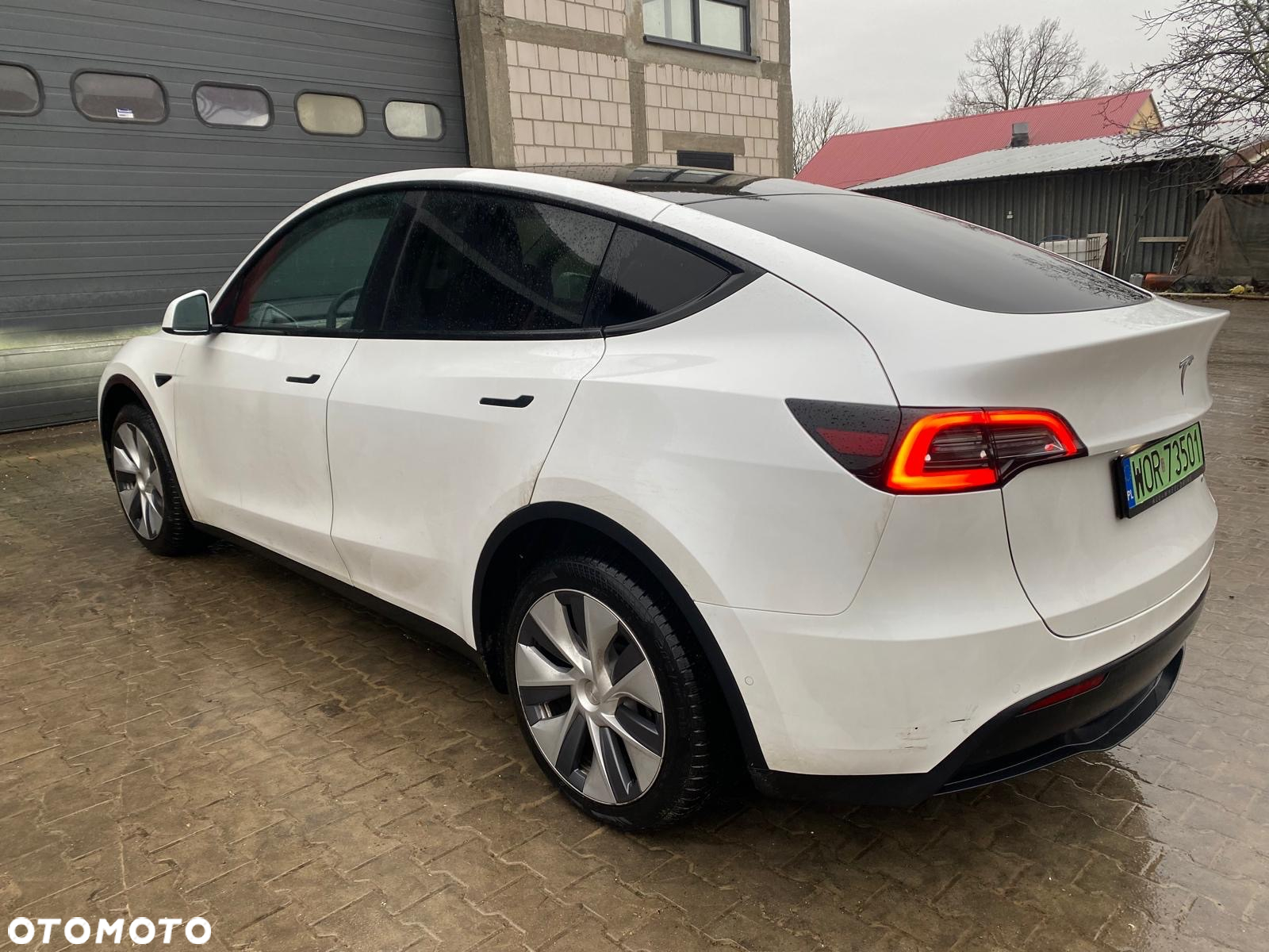 Tesla Y Model RWD - 9