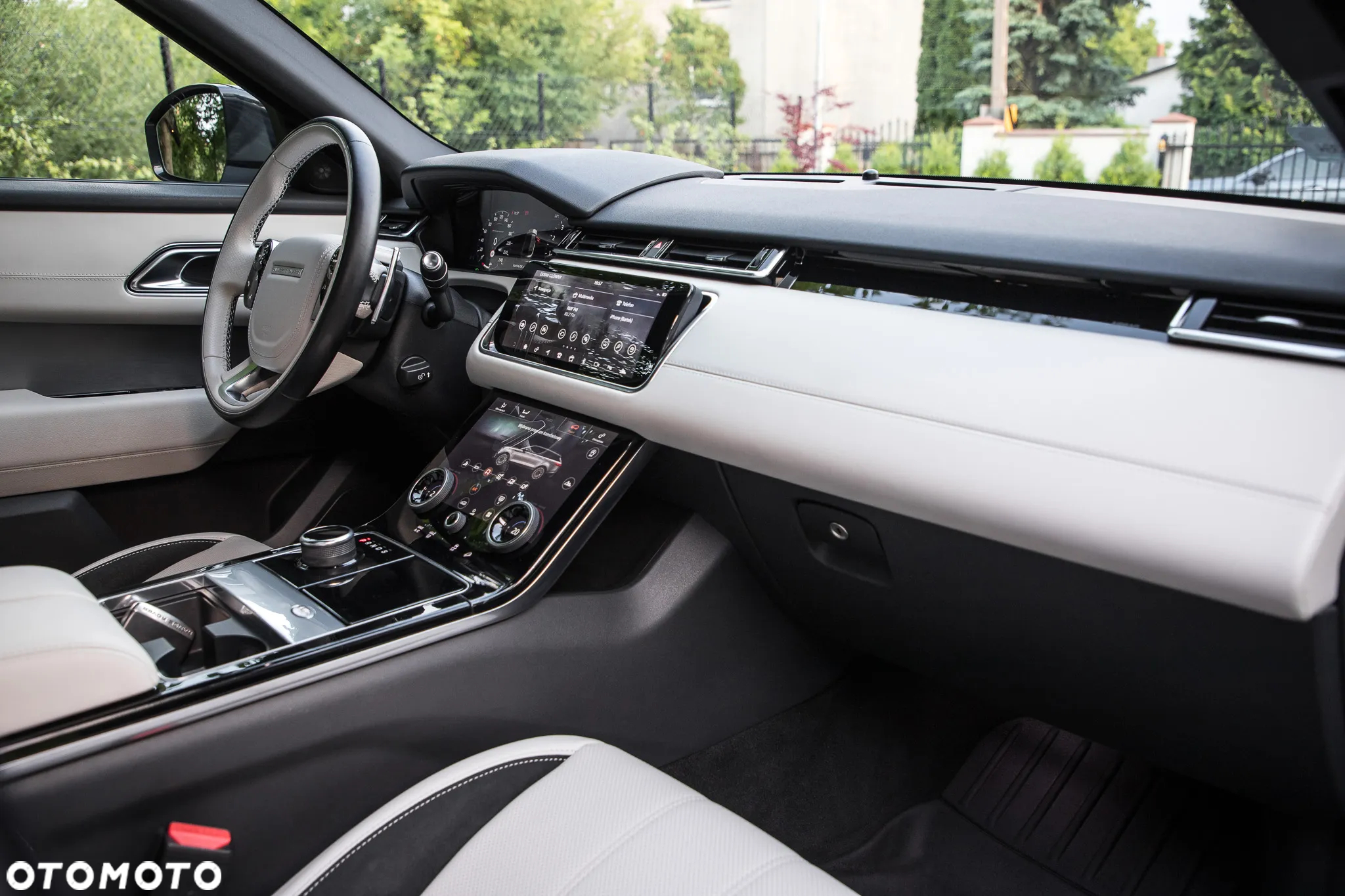 Land Rover Range Rover Velar 2.0 Si4 GPF R-Dynamic - 29