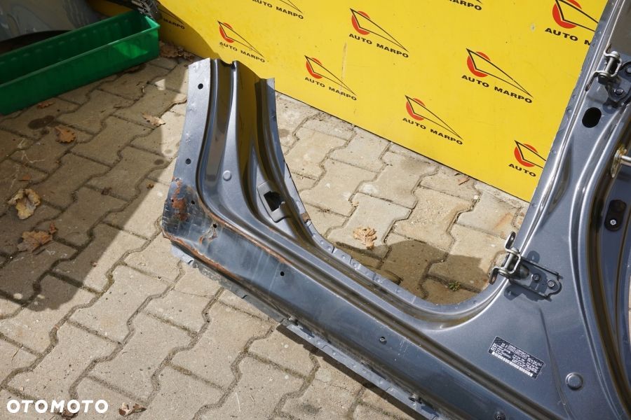 SUBARU CROSSTREK - 2024 - Słupek Próg Prawy Bok USA - 11