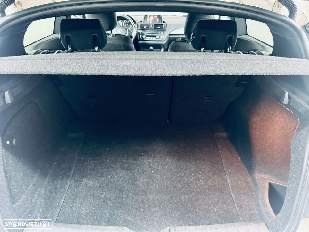 BMW 120 d Pack M - 17