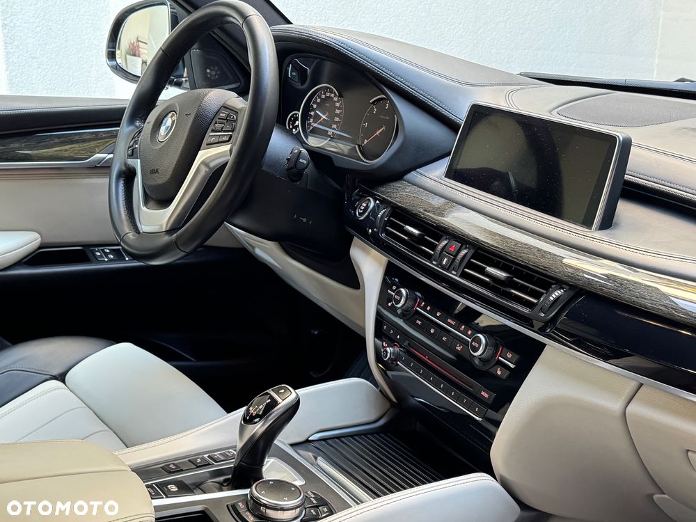 BMW X6 xDrive40d - 31