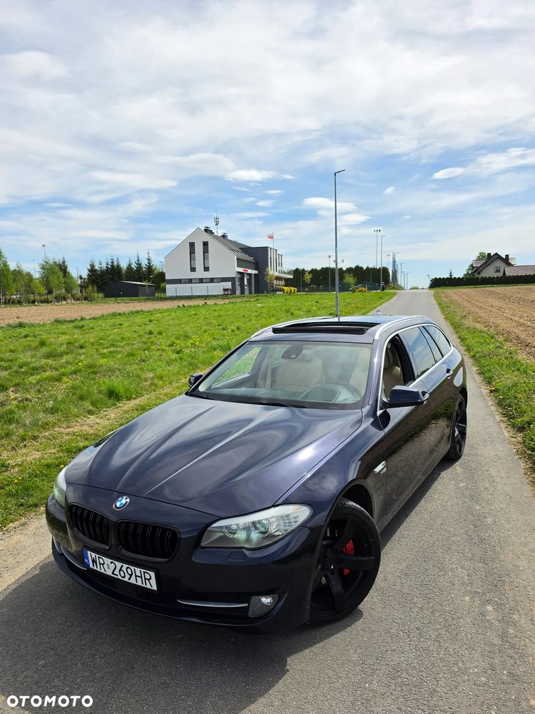 BMW Seria 5 525d xDrive Modern Line - 11