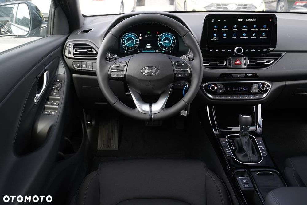 Hyundai i30 1.6 T-GDI Smart DCT - 11