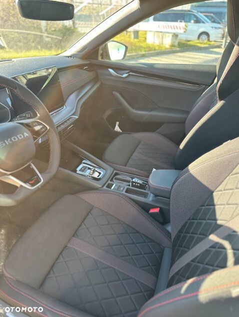 Skoda Octavia 2.0 TSI RS DSG - 9