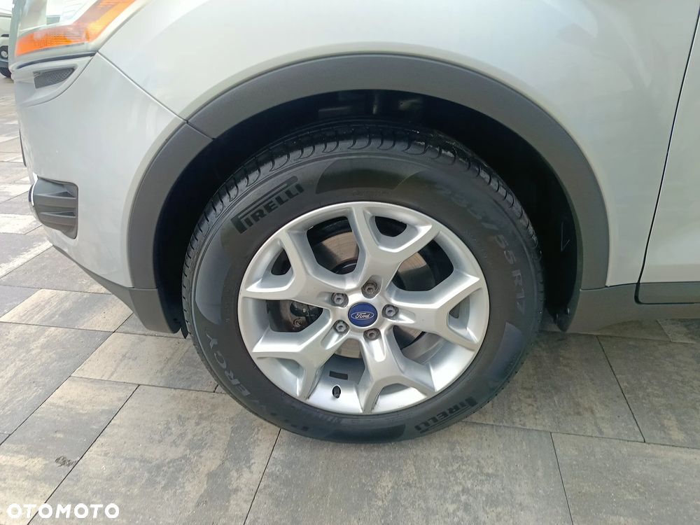 Ford Kuga 2.0 TDCi 2x4 Trend - 21