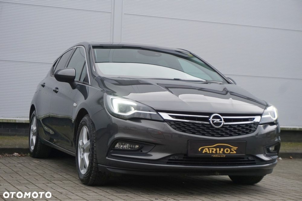 Opel Astra 1.4 Turbo Cosmo - 23