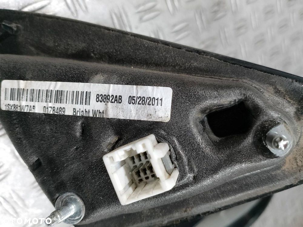 LUSTERKO PRAWE CHRYSLER 200 (JS) 83892AB PW7 - 4