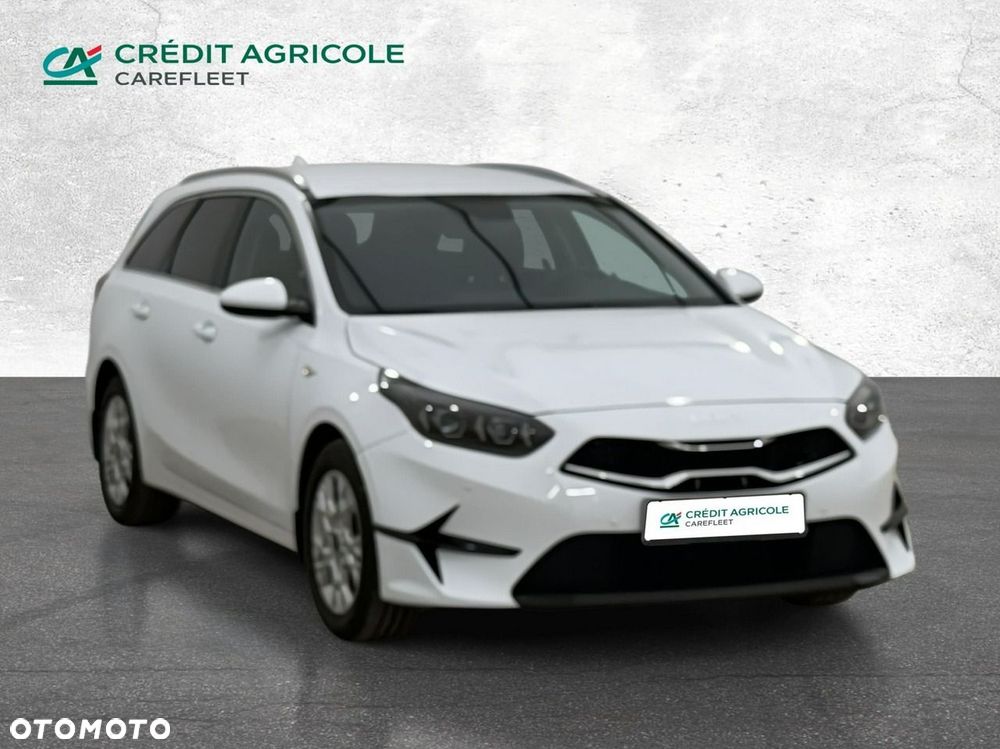 Kia Ceed - 4