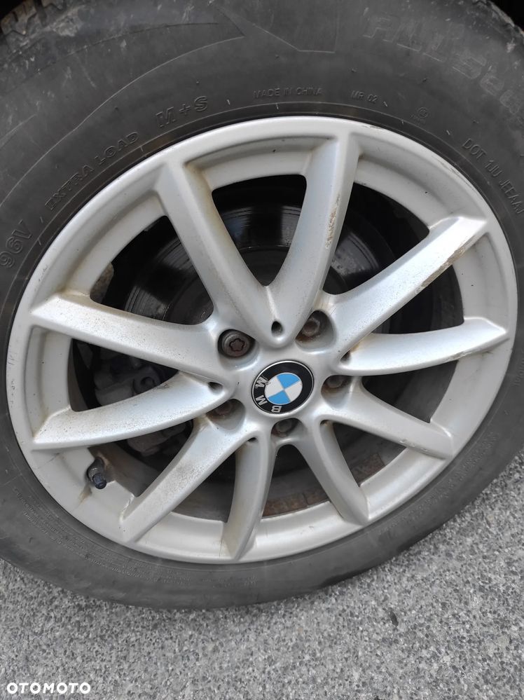 BMW Seria 2 218d - 32