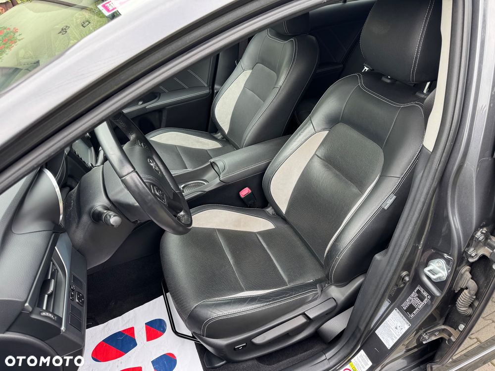 Toyota Avensis Touring Sports 1.8 Edition S+ - 26
