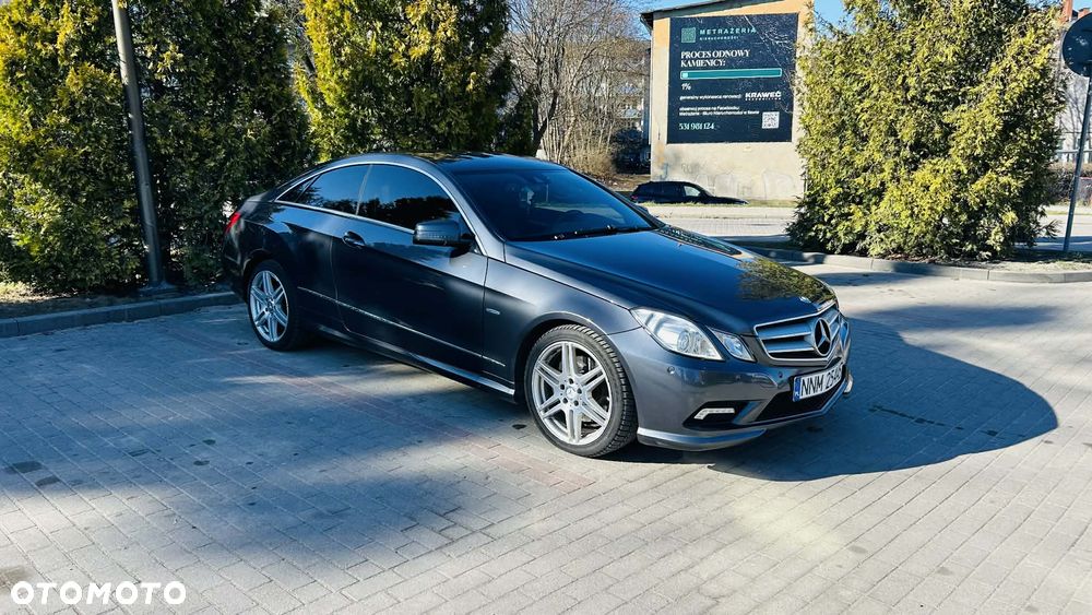 Mercedes-Benz Klasa E - 8