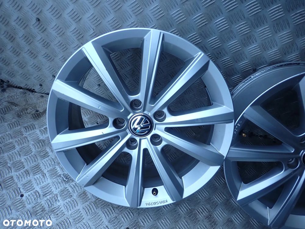 FELGI ALUMINIOWE VOLKSWAGEN  7JX17  ET 45  5X112  2GA601025M - 2