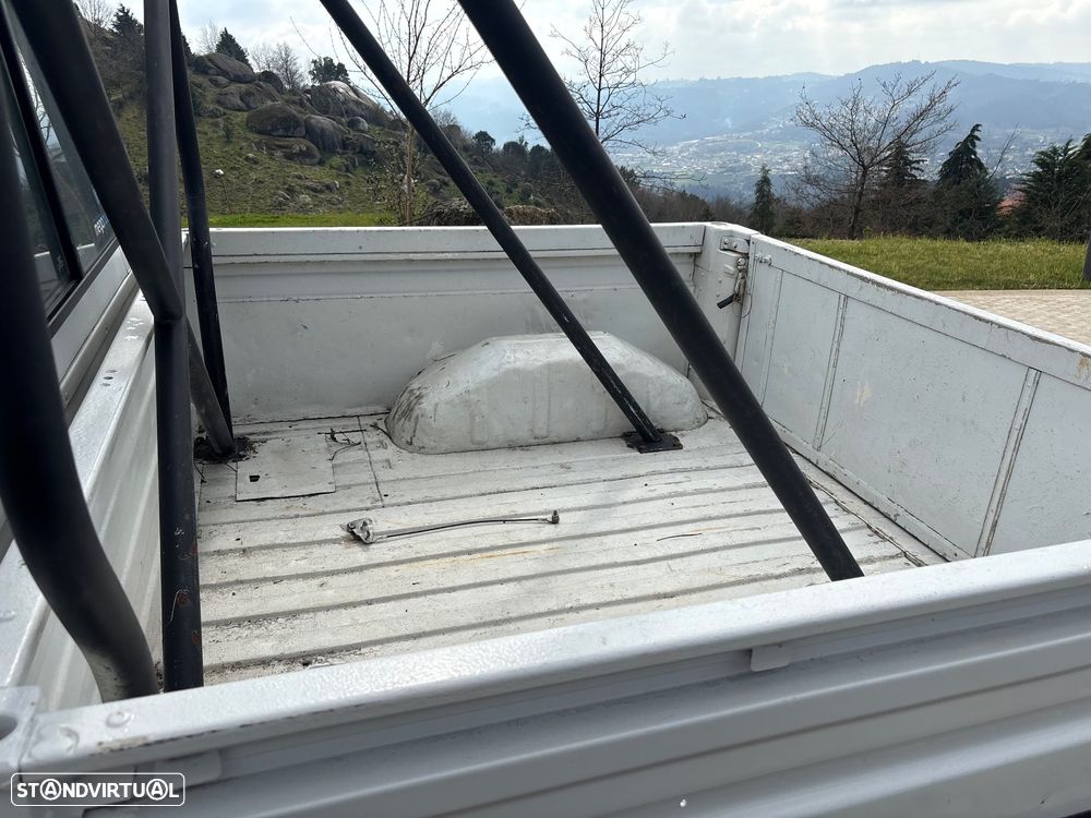 Land Rover Defender 90 2.5 TDi Metal Top - 23