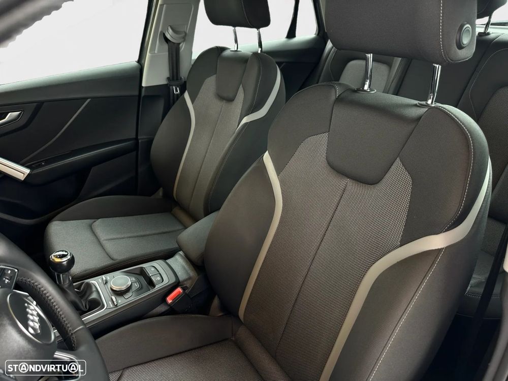 Audi Q2 1.0 TFSI Design - 14