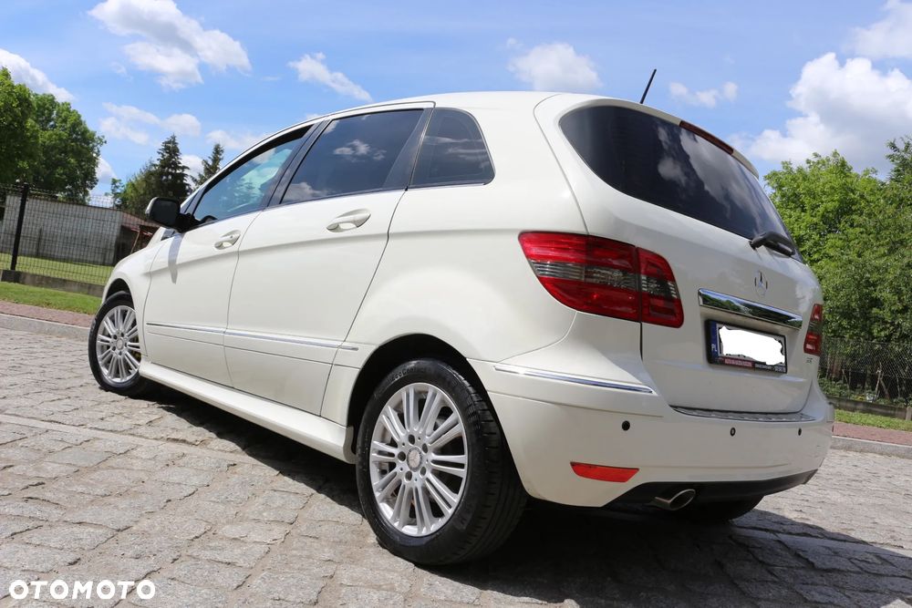 Mercedes-Benz Klasa B 200 CDI Special Edition - 4