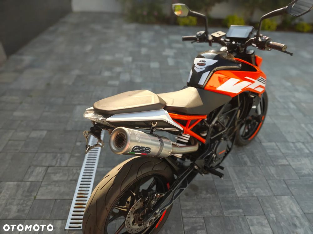 KTM Duke 125 - 25