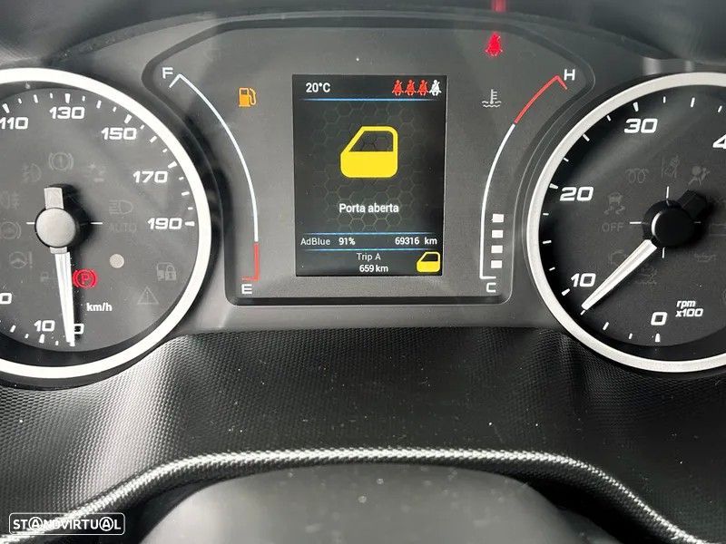 Iveco Daily 2.3 35-160 CABINE DUPLA - 16