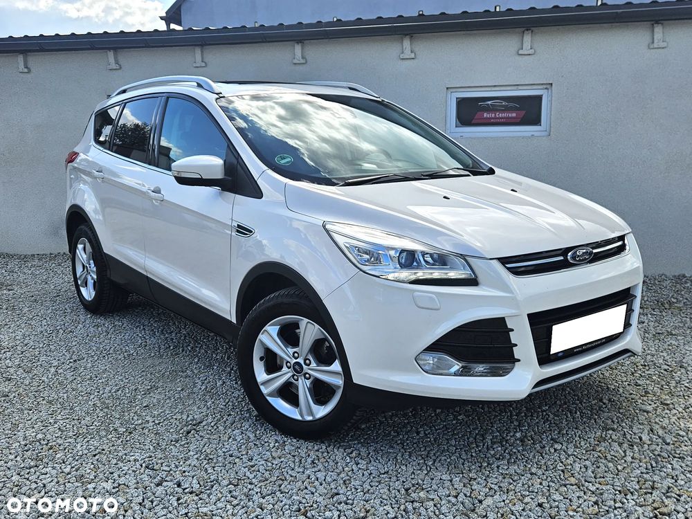 Ford Kuga 2.0 TDCi FWD Titanium - 4