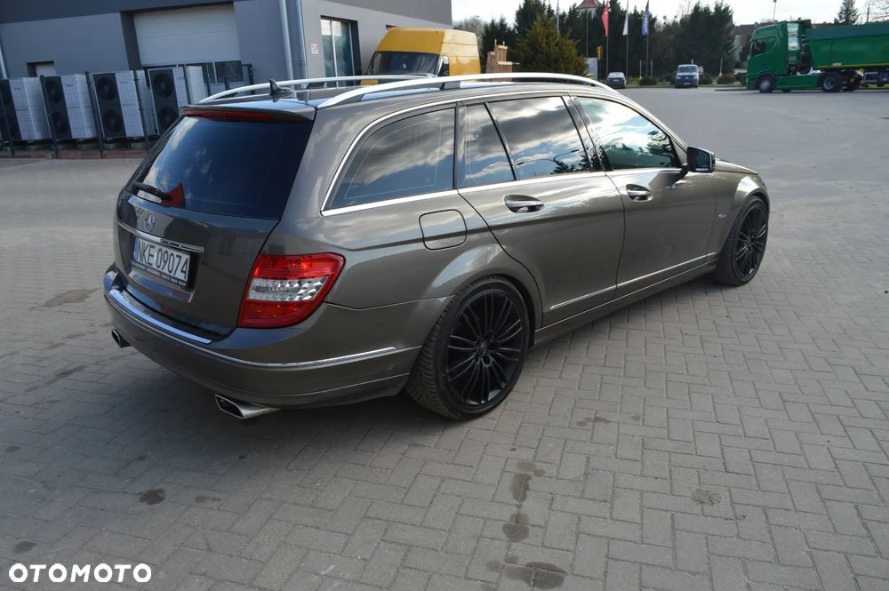 Mercedes-Benz Klasa C 280 7G-TRONIC Avantgarde Sport Edition - 11