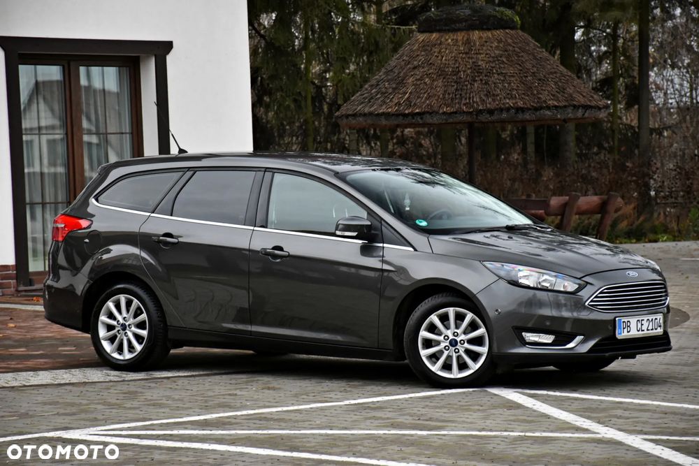 Ford Focus 1.5 TDCi Black Edition - 6