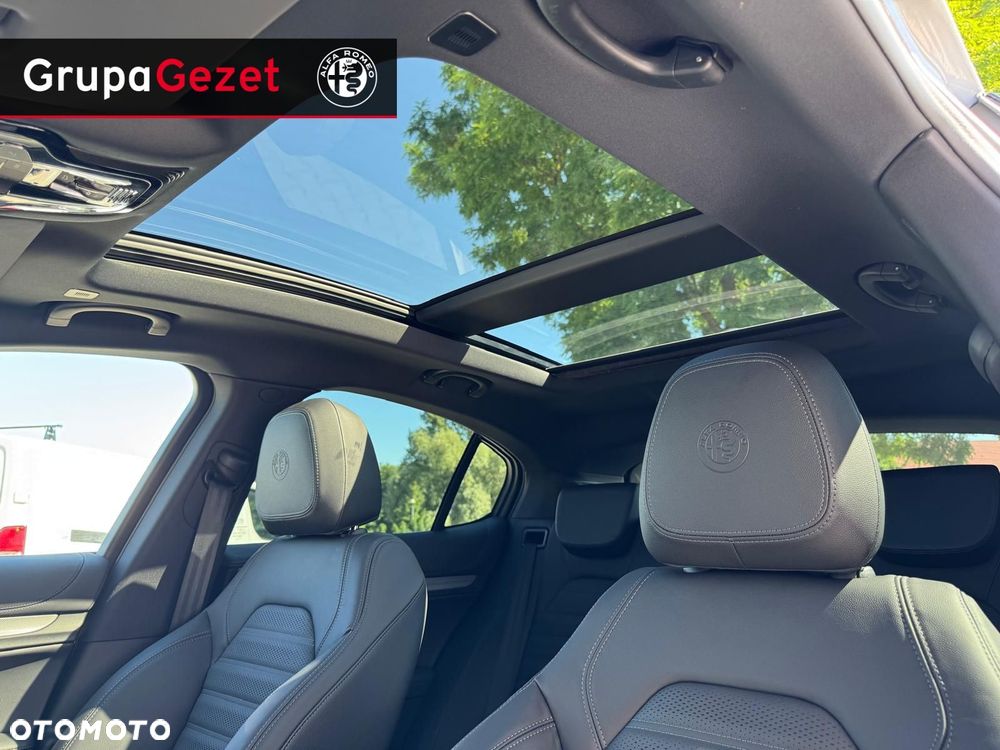 Alfa Romeo Stelvio - 22