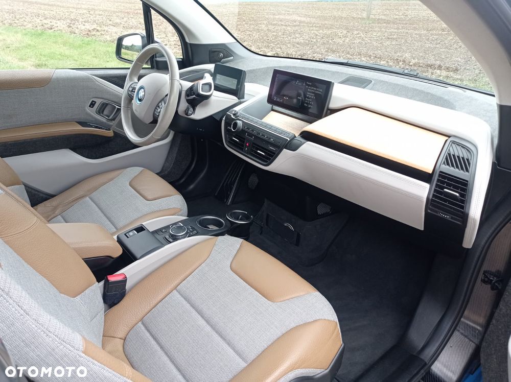 BMW i3 (Range Extender) - 15