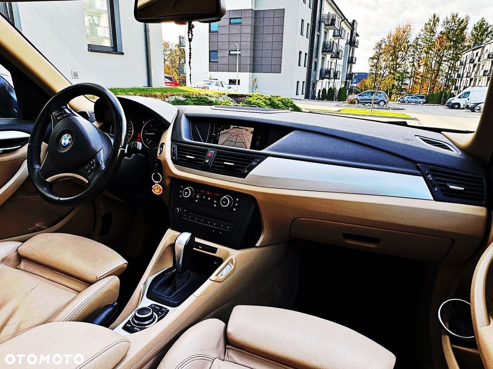 BMW X1 xDrive23d - 27