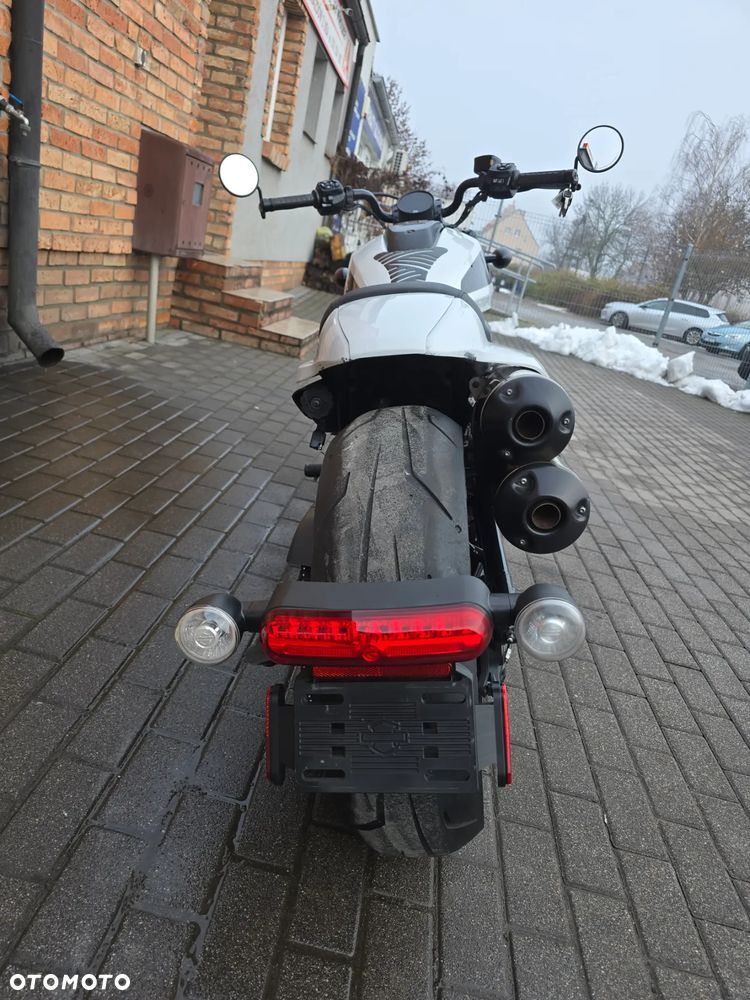 Harley-Davidson Sportster - 21