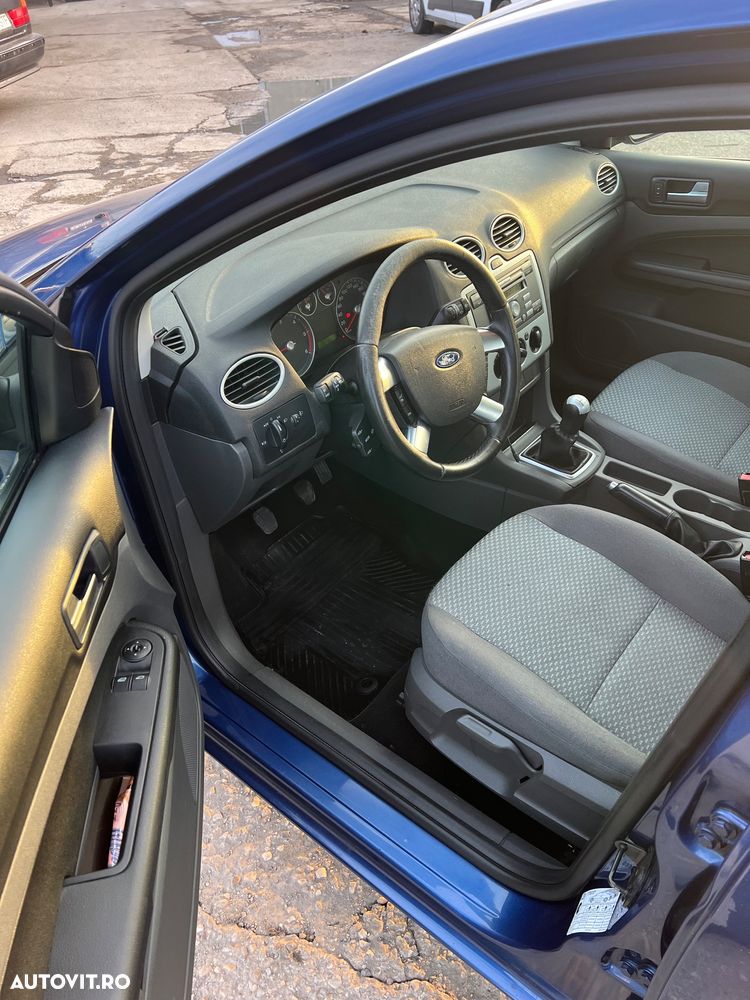 Ford Focus 1.8 TDCi Anniversary - 5