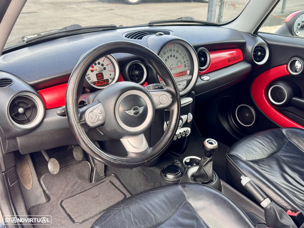 MINI 3 Portas Cooper D - 9
