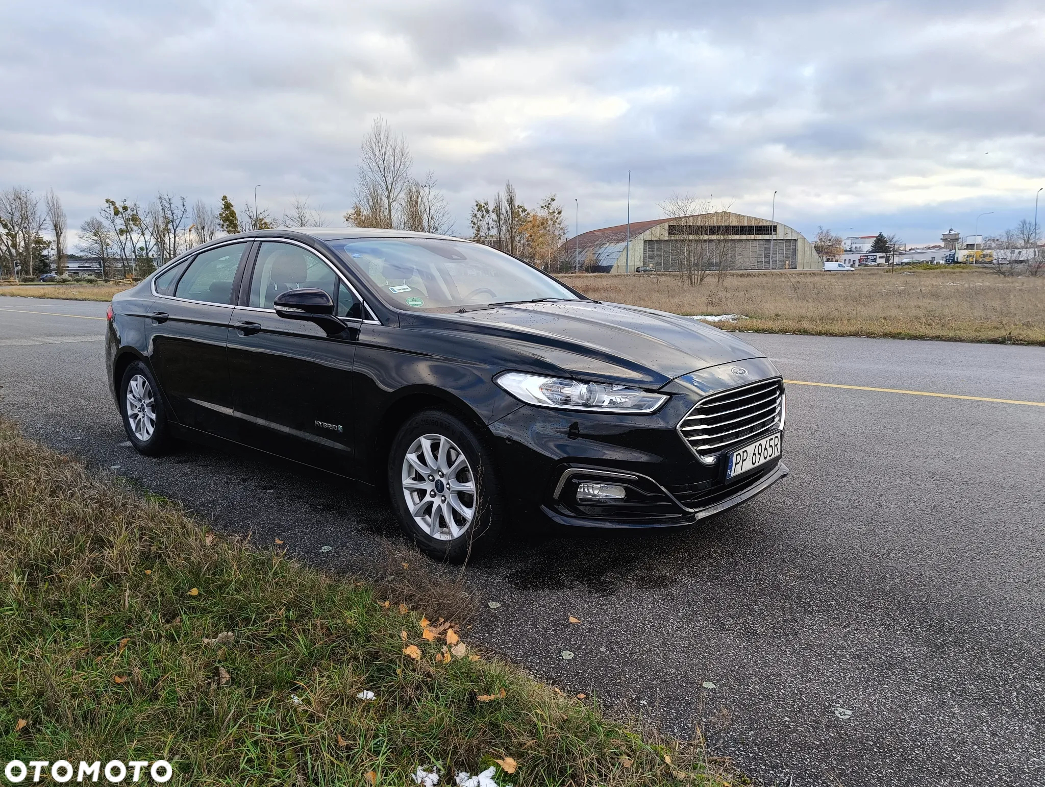 Ford Mondeo 2.0 Hybrid Titanium - 9