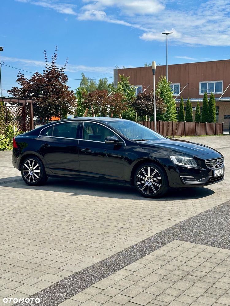 Volvo S60 - 4