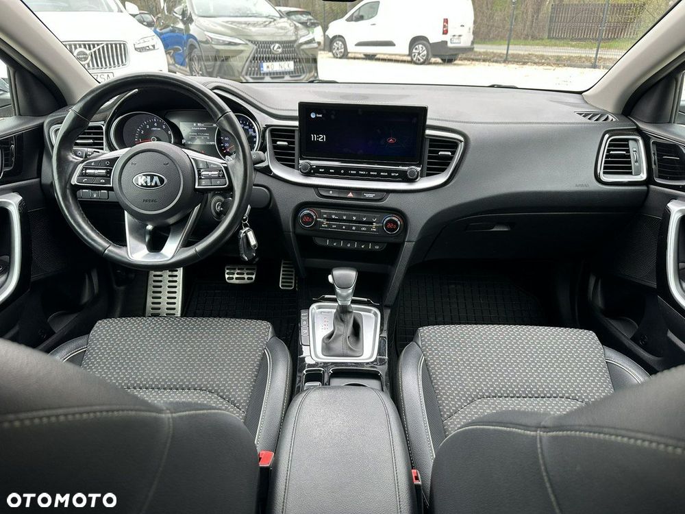 Kia Ceed 1.4 T-GDI L Business Line DCT - 22