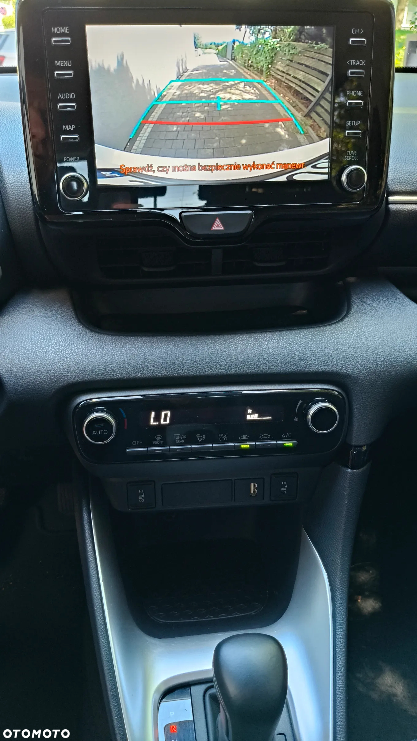 Toyota Yaris Hybrid 1.5 Comfort - 12