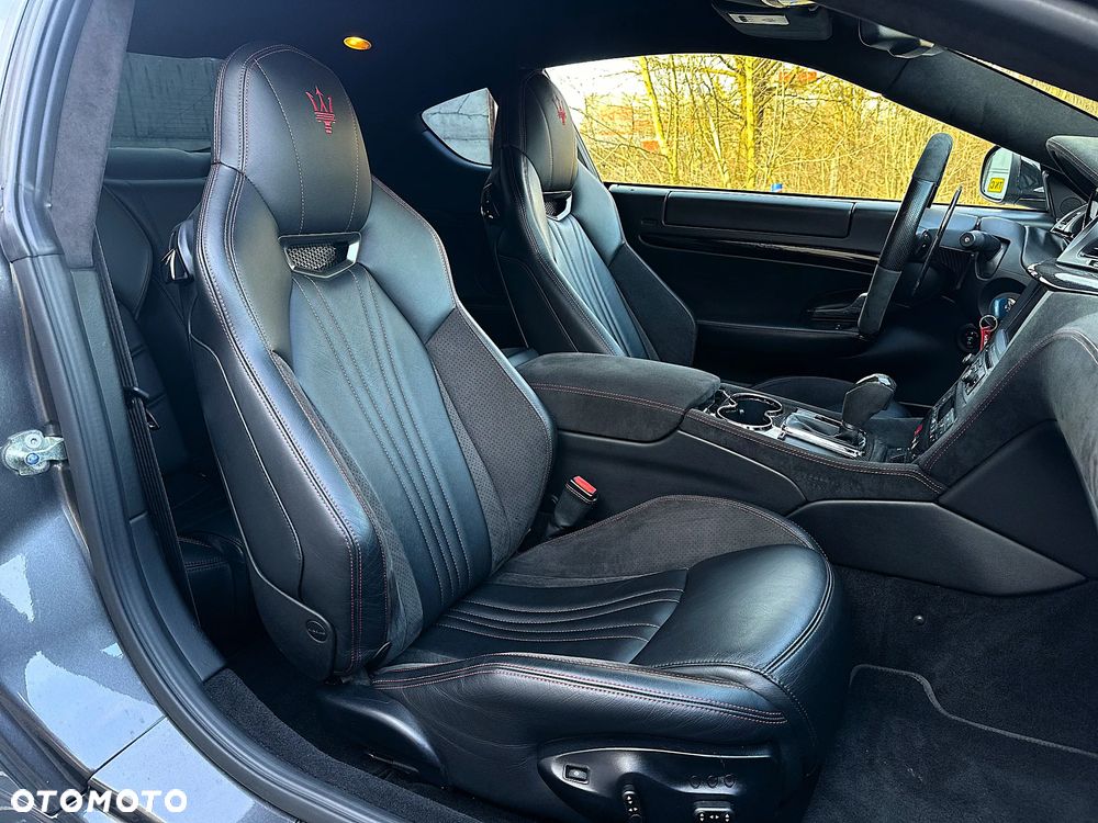 Maserati GranTurismo S - 15
