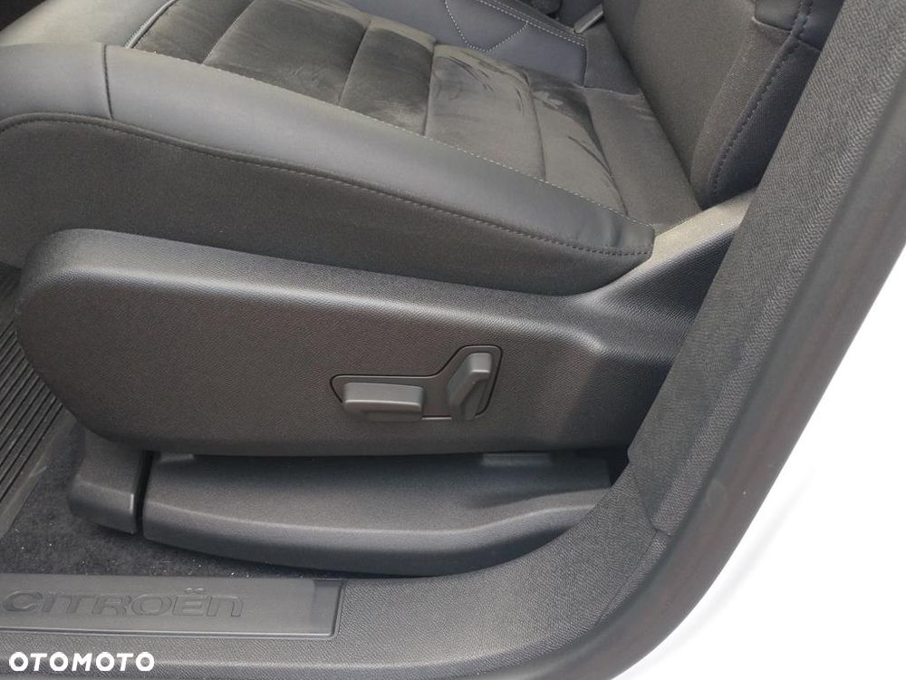 Citroën C5 Aircross 1.2 mHEV Max eDCT6 - 8
