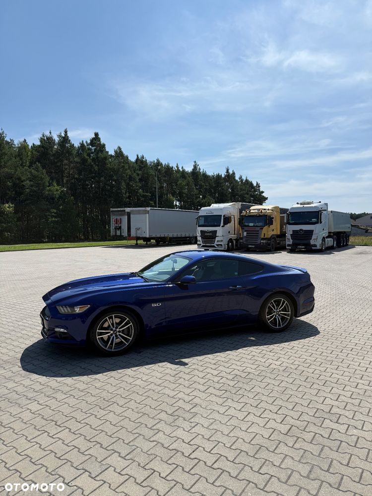 Ford Mustang 5.0 V8 GT - 4