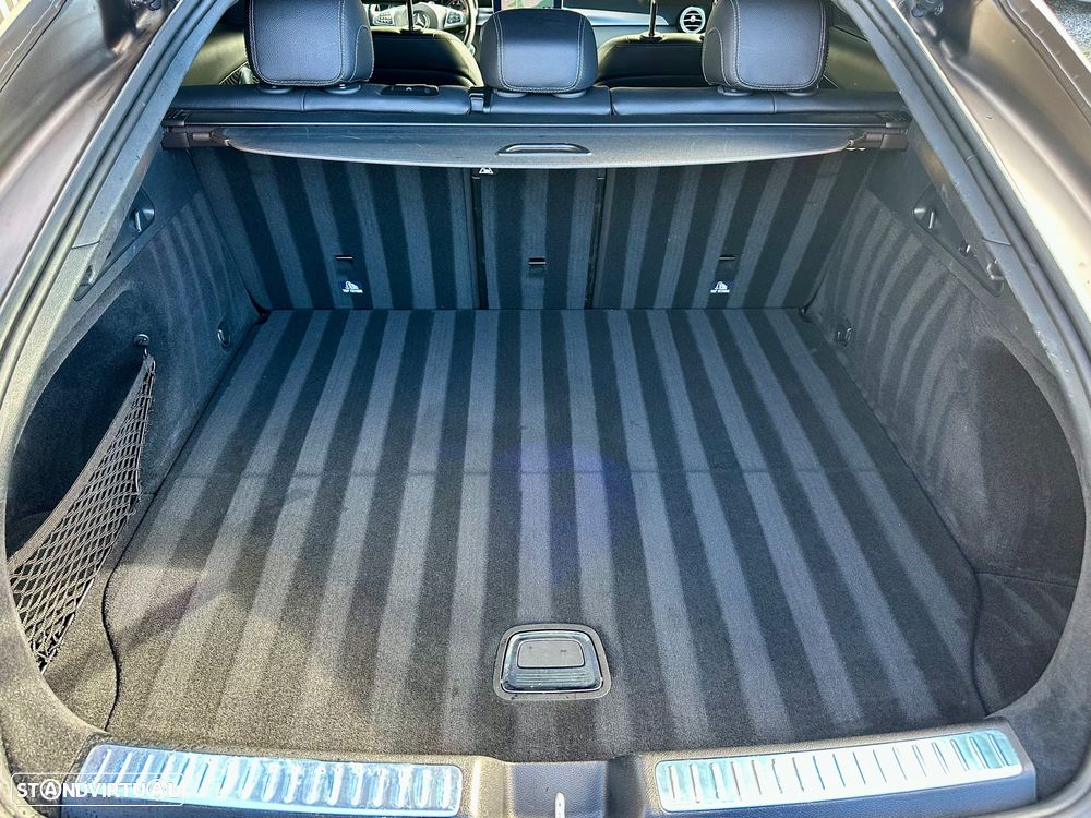 Mercedes-Benz GLC 300 e Coupe 4Matic 9G-TRONIC AMG Line - 59